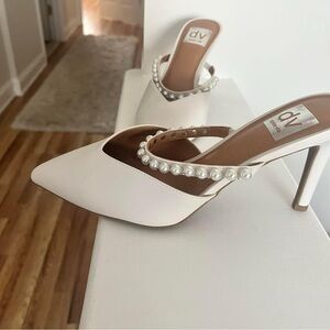 Dolce Vita Pearl heels